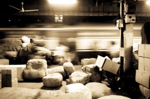 7AM, New Delhi station, Steven Lee 2009