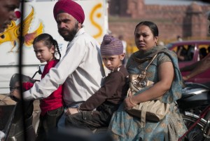 Commuter family, Delhi, Steven Lee 2009